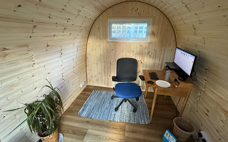 home office in the garden